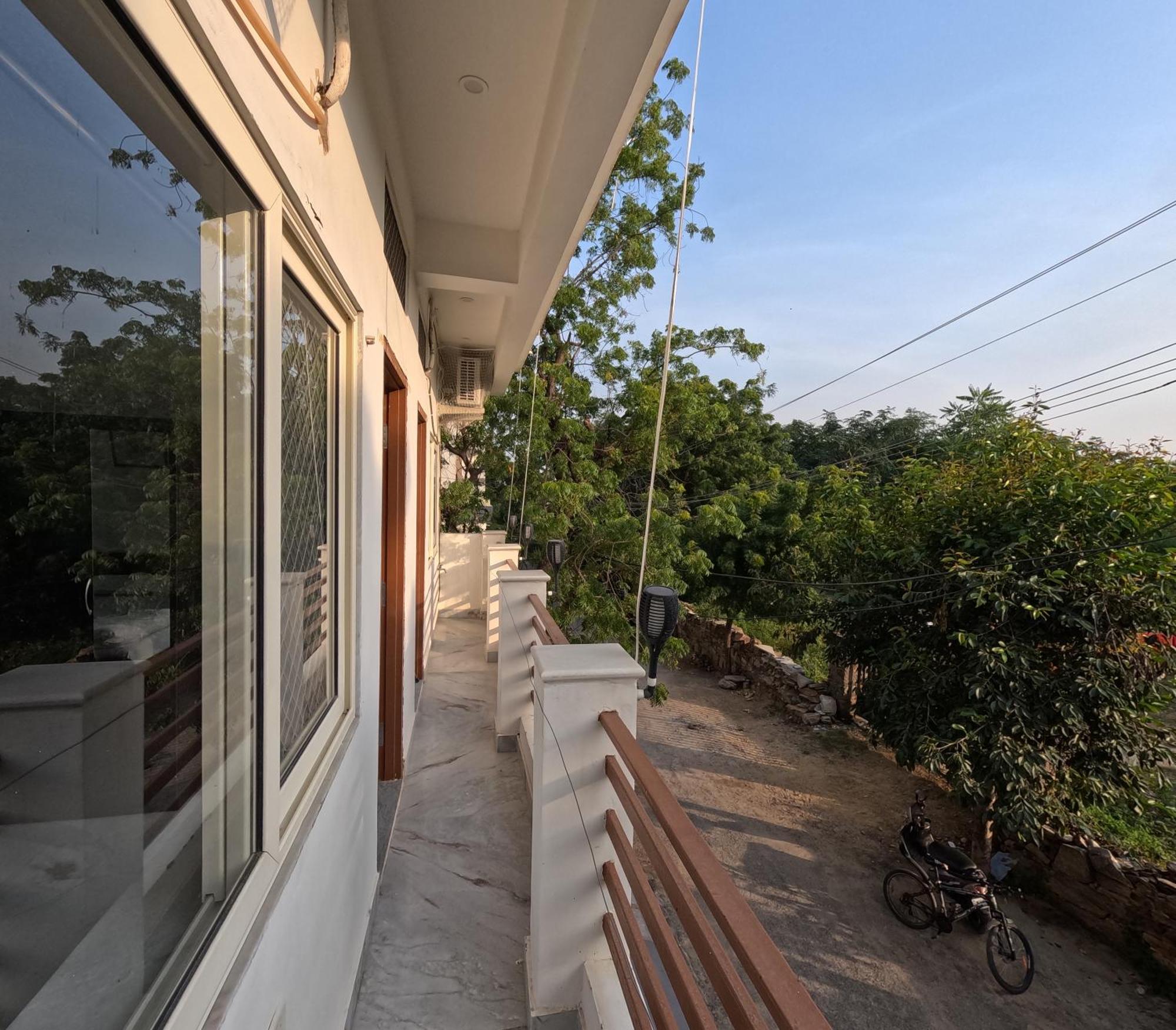 Choudhary White House Udaipur Appartement Buitenkant foto