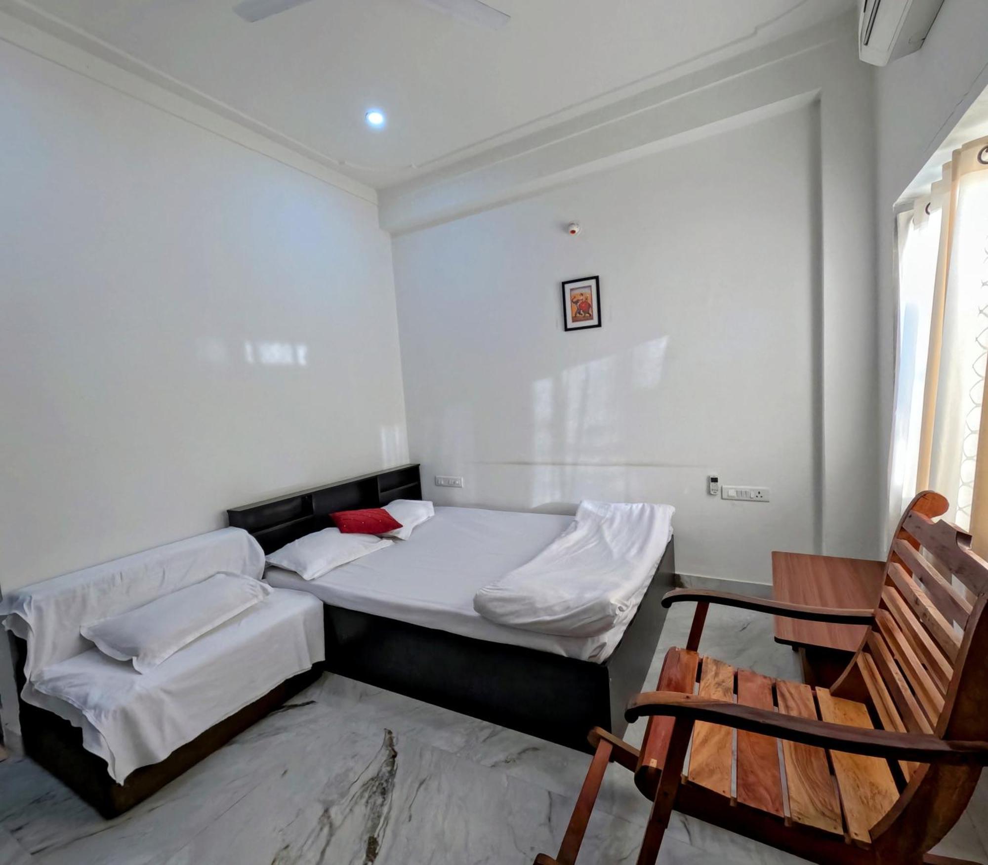 Choudhary White House Udaipur Appartement Buitenkant foto